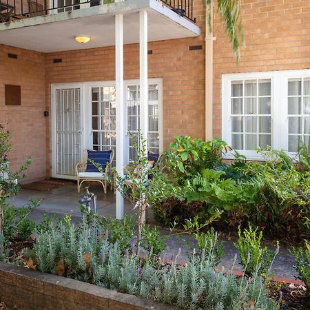 Six Kings - The Very Best Location Adelaide Exterior photo